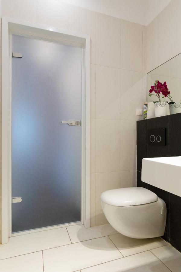 Secret Charm Fully Equipped Apt With Balcony Krakow Dış mekan fotoğraf