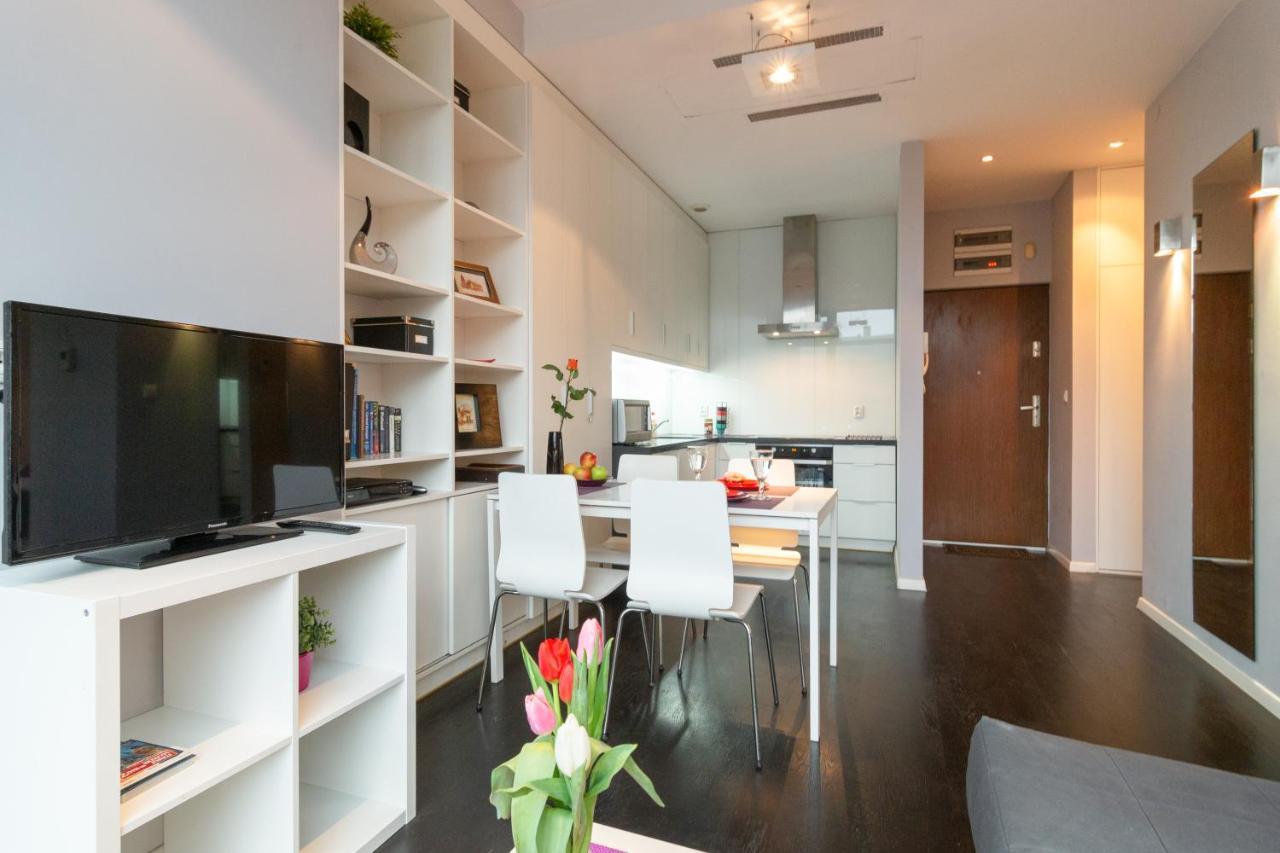 Secret Charm Fully Equipped Apt With Balcony Krakow Dış mekan fotoğraf
